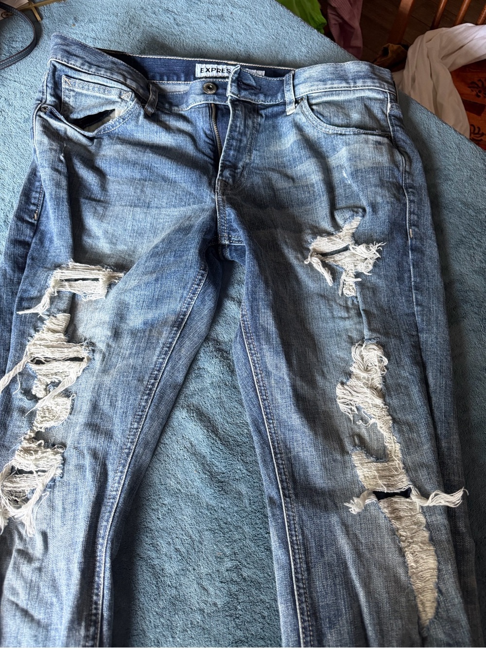 Express Men's Relaxed Distressed Blue Jeans